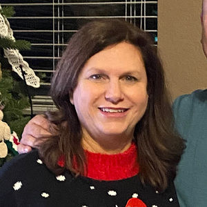 Meet your Posher, Elaine